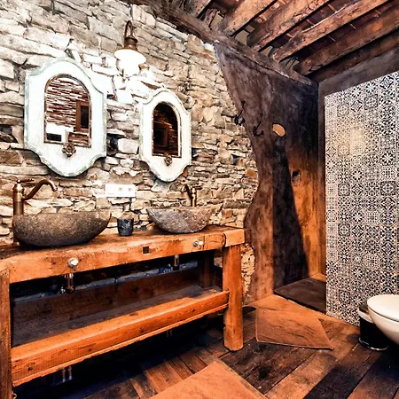 Casa de Férias In Durbuy With Sauna & Garden