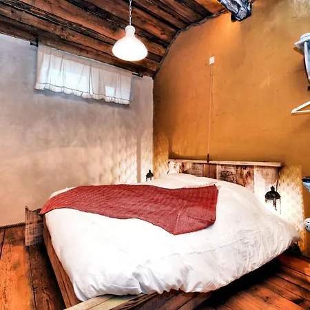 In Durbuy With Sauna & Garden Casa de Férias